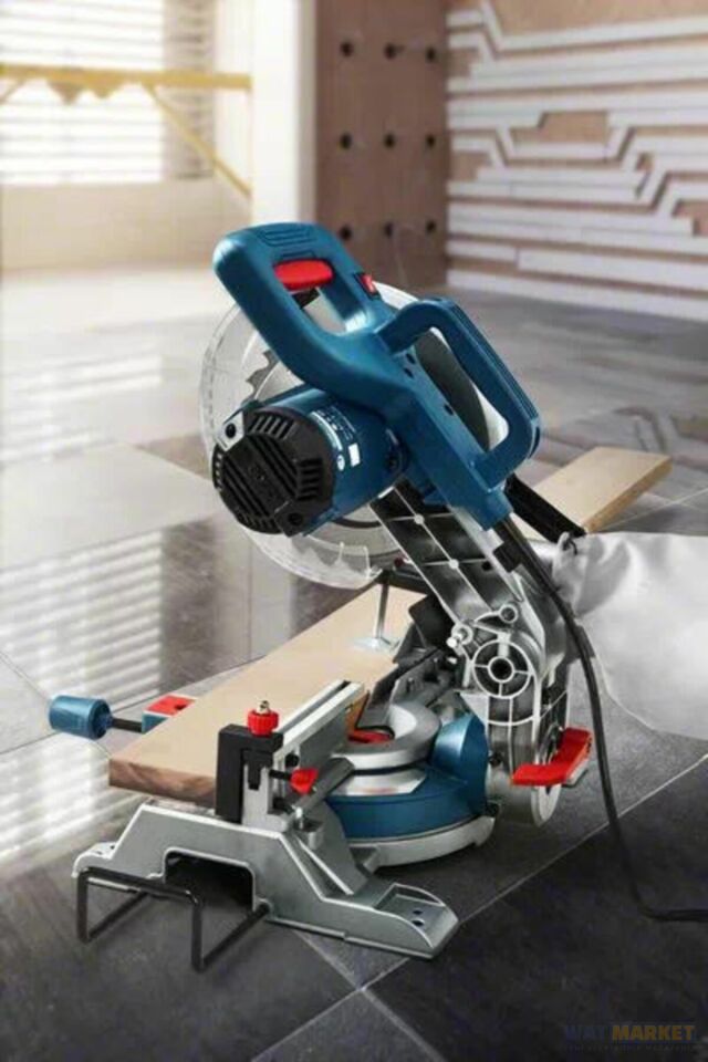 GCM 216 Professional Gönye Kesme Testeresi -0601b33000